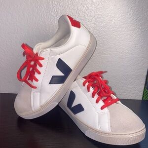 Veja V10 Small Kids White /Red - Red Laces size 3 Kids see Pics unisex